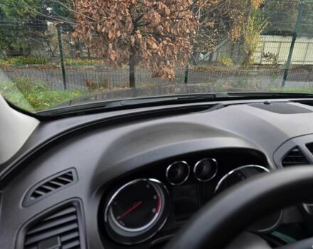 Черный Опель Инсигния, объемом двигателя 1.96 л и пробегом 197 тыс. км за 6999 $, фото 6 на Automoto.ua