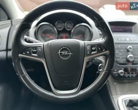 Черный Опель Инсигния, объемом двигателя 2 л и пробегом 194 тыс. км за 7500 $, фото 25 на Automoto.ua