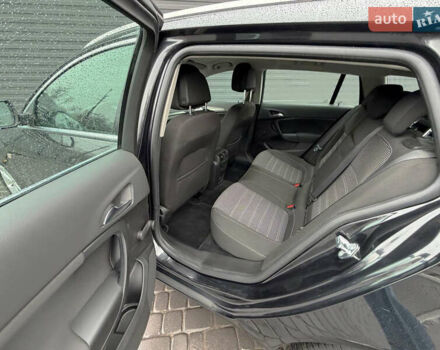 Черный Опель Инсигния, объемом двигателя 1.6 л и пробегом 246 тыс. км за 8000 $, фото 6 на Automoto.ua