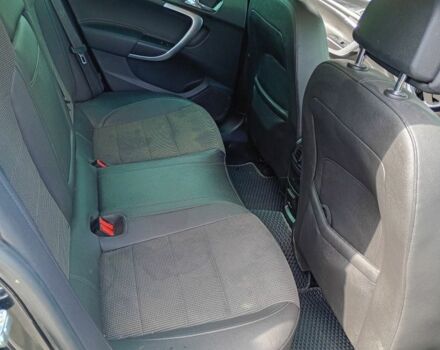 Чорний Опель Інсігнія, об'ємом двигуна 2 л та пробігом 323 тис. км за 7461 $, фото 9 на Automoto.ua