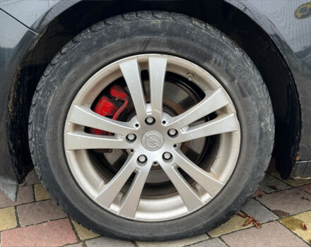 Черный Опель Инсигния, объемом двигателя 2 л и пробегом 237 тыс. км за 6700 $, фото 8 на Automoto.ua