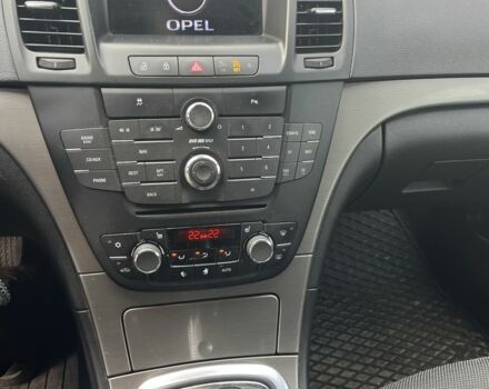 Опель Инсигния 2010 в Вышгороде на Automoto.ua Черный Опель Инсигния, объемом двигателя 2 л и пробегом 240 тыс. км за 7000 $, фото 3 на Automoto.ua