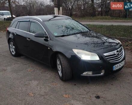 Черный Опель Инсигния, объемом двигателя 2 л и пробегом 265 тыс. км за 5750 $, фото 4 на Automoto.ua