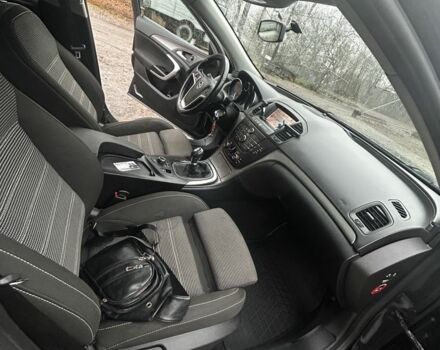 Чорний Опель Інсігнія, об'ємом двигуна 2 л та пробігом 288 тис. км за 6000 $, фото 14 на Automoto.ua