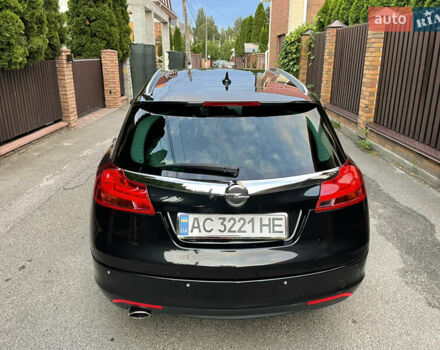 Черный Опель Инсигния, объемом двигателя 2 л и пробегом 307 тыс. км за 8500 $, фото 4 на Automoto.ua