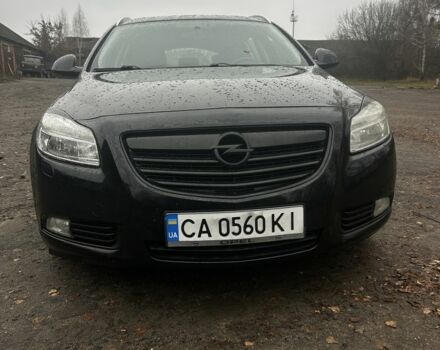 Чорний Опель Інсігнія, об'ємом двигуна 2 л та пробігом 288 тис. км за 6000 $, фото 1 на Automoto.ua