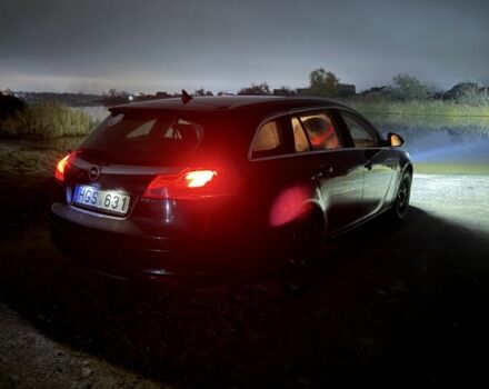 Черный Опель Инсигния, объемом двигателя 2 л и пробегом 100 тыс. км за 3450 $, фото 4 на Automoto.ua