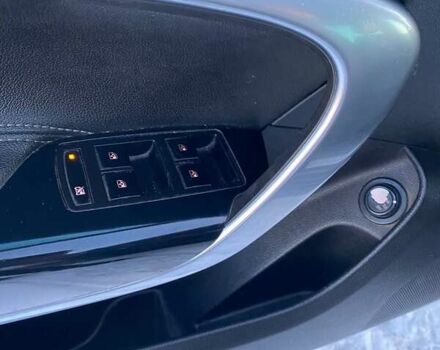 Черный Опель Инсигния, объемом двигателя 1.96 л и пробегом 328 тыс. км за 6300 $, фото 13 на Automoto.ua