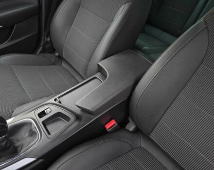 Черный Опель Инсигния, объемом двигателя 1.96 л и пробегом 197 тыс. км за 6999 $, фото 11 на Automoto.ua