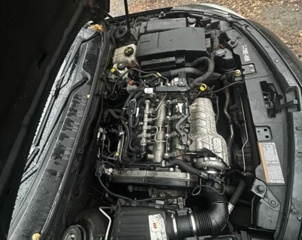 Чорний Опель Інсігнія, об'ємом двигуна 2 л та пробігом 288 тис. км за 6000 $, фото 6 на Automoto.ua