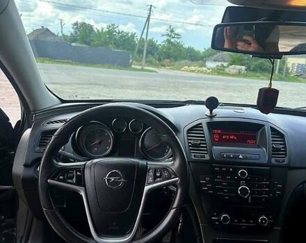 Чорний Опель Інсігнія, об'ємом двигуна 2 л та пробігом 296 тис. км за 7000 $, фото 7 на Automoto.ua