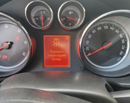 Чорний Опель Інсігнія, об'ємом двигуна 1.96 л та пробігом 225 тис. км за 7500 $, фото 2 на Automoto.ua