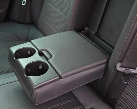 Черный Опель Инсигния, объемом двигателя 1.96 л и пробегом 197 тыс. км за 6999 $, фото 16 на Automoto.ua