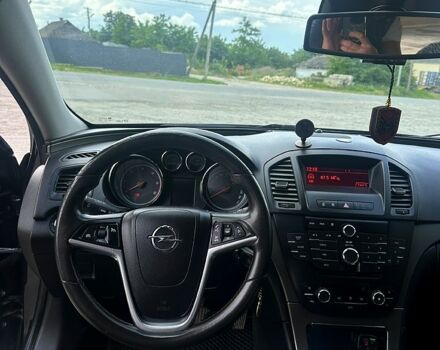 Черный Опель Инсигния, объемом двигателя 2 л и пробегом 296 тыс. км за 7000 $, фото 8 на Automoto.ua