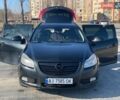 Черный Опель Инсигния, объемом двигателя 1.96 л и пробегом 410 тыс. км за 6800 $, фото 1 на Automoto.ua