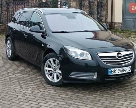 Черный Опель Инсигния, объемом двигателя 2 л и пробегом 215 тыс. км за 7250 $, фото 5 на Automoto.ua