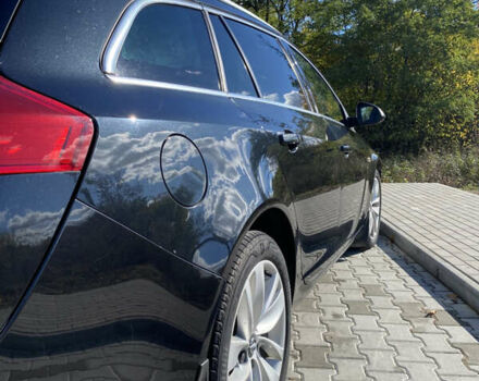 Чорний Опель Інсігнія, об'ємом двигуна 1.96 л та пробігом 231 тис. км за 7500 $, фото 9 на Automoto.ua