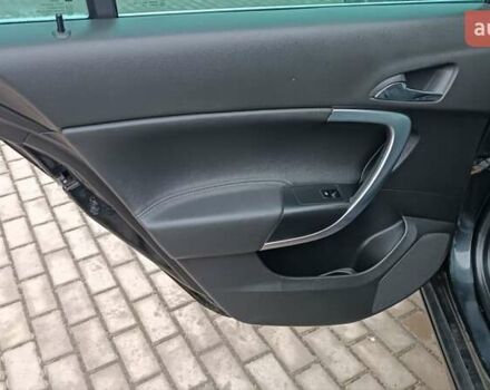 Черный Опель Инсигния, объемом двигателя 2 л и пробегом 215 тыс. км за 7250 $, фото 48 на Automoto.ua