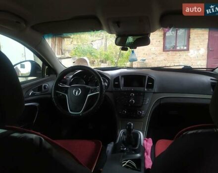 Опель Инсигния 2010 в Львове на Automoto.ua Черный Опель Инсигния, объемом двигателя 2 л и пробегом 350 тыс. км за 6500 $, фото 13 на Automoto.ua