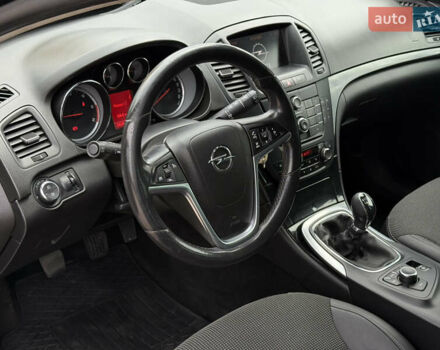Черный Опель Инсигния, объемом двигателя 2 л и пробегом 292 тыс. км за 5900 $, фото 11 на Automoto.ua