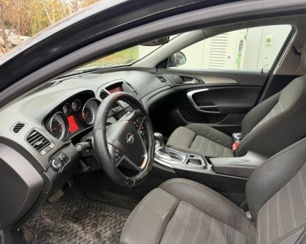 Черный Опель Инсигния, объемом двигателя 2 л и пробегом 100 тыс. км за 3450 $, фото 7 на Automoto.ua