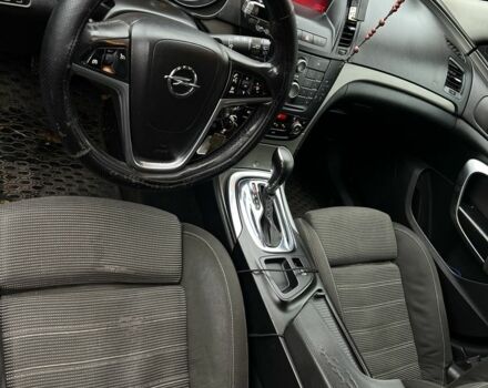 Чорний Опель Інсігнія, об'ємом двигуна 2 л та пробігом 500 тис. км за 3800 $, фото 3 на Automoto.ua