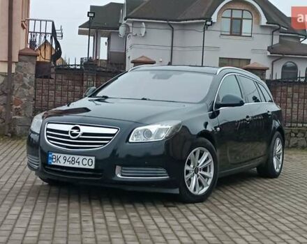 Черный Опель Инсигния, объемом двигателя 2 л и пробегом 215 тыс. км за 7250 $, фото 9 на Automoto.ua