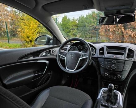 Черный Опель Инсигния, объемом двигателя 1.96 л и пробегом 197 тыс. км за 6999 $, фото 13 на Automoto.ua