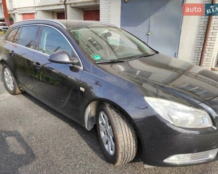 Черный Опель Инсигния, объемом двигателя 2 л и пробегом 278 тыс. км за 7500 $, фото 4 на Automoto.ua