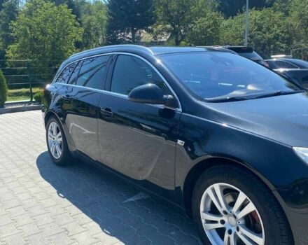 Черный Опель Инсигния, объемом двигателя 2 л и пробегом 250 тыс. км за 6300 $, фото 2 на Automoto.ua