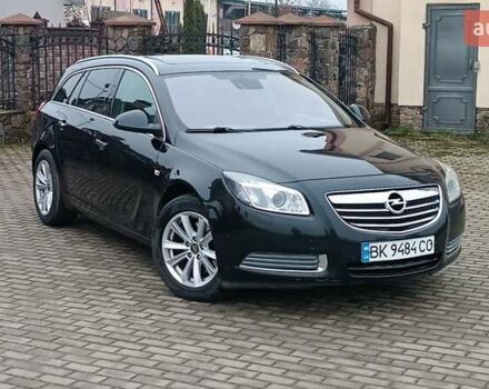 Черный Опель Инсигния, объемом двигателя 2 л и пробегом 215 тыс. км за 7250 $, фото 4 на Automoto.ua