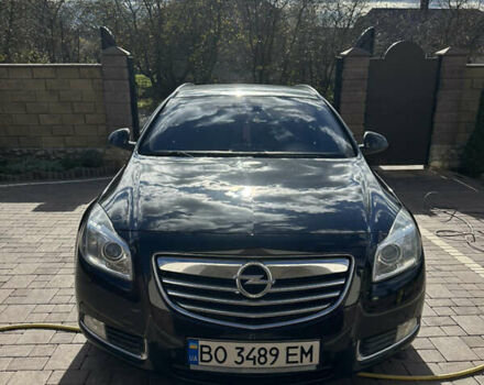 Опель Инсигния 2011 в Тернополе на Automoto.ua Черный Опель Инсигния, объемом двигателя 1.96 л и пробегом 350 тыс. км за 6750 $, фото 1 на Automoto.ua