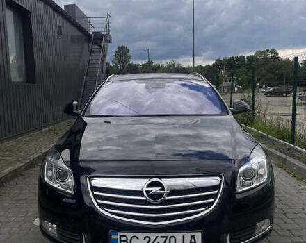 Черный Опель Инсигния, объемом двигателя 1.96 л и пробегом 300 тыс. км за 10400 $, фото 1 на Automoto.ua