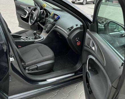 Черный Опель Инсигния, объемом двигателя 1.96 л и пробегом 230 тыс. км за 8500 $, фото 14 на Automoto.ua