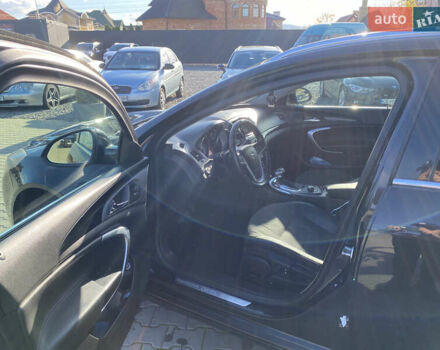 Черный Опель Инсигния, объемом двигателя 2 л и пробегом 288 тыс. км за 7600 $, фото 6 на Automoto.ua