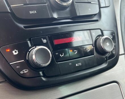 Черный Опель Инсигния, объемом двигателя 2 л и пробегом 264 тыс. км за 6499 $, фото 5 на Automoto.ua