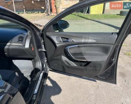 Черный Опель Инсигния, объемом двигателя 1.96 л и пробегом 232 тыс. км за 8000 $, фото 9 на Automoto.ua