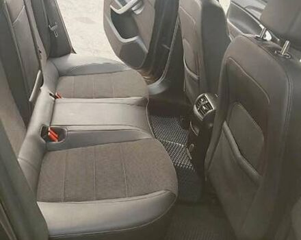 Черный Опель Инсигния, объемом двигателя 1.96 л и пробегом 298 тыс. км за 10000 $, фото 6 на Automoto.ua