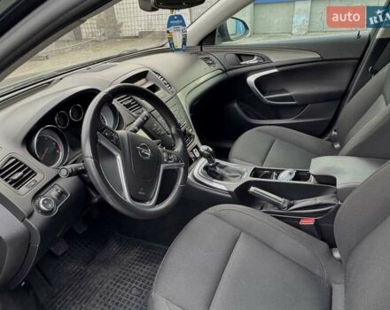 Чорний Опель Інсігнія, об'ємом двигуна 1.96 л та пробігом 268 тис. км за 7000 $, фото 2 на Automoto.ua