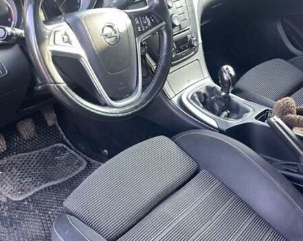 Черный Опель Инсигния, объемом двигателя 1.96 л и пробегом 268 тыс. км за 7550 $, фото 11 на Automoto.ua