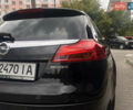 Черный Опель Инсигния, объемом двигателя 1.96 л и пробегом 300 тыс. км за 10400 $, фото 14 на Automoto.ua