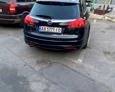 Черный Опель Инсигния, объемом двигателя 2 л и пробегом 200 тыс. км за 9500 $, фото 2 на Automoto.ua