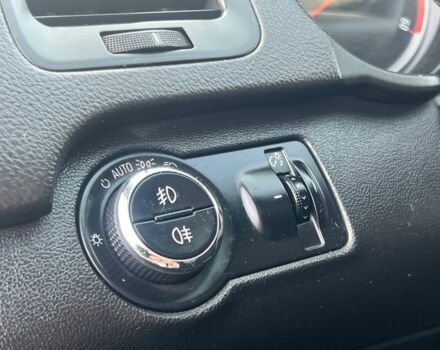 Черный Опель Инсигния, объемом двигателя 2 л и пробегом 264 тыс. км за 6499 $, фото 3 на Automoto.ua