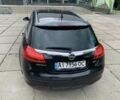 Черный Опель Инсигния, объемом двигателя 2 л и пробегом 303 тыс. км за 7700 $, фото 2 на Automoto.ua