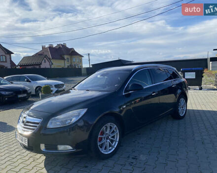 Черный Опель Инсигния, объемом двигателя 2 л и пробегом 288 тыс. км за 7600 $, фото 4 на Automoto.ua