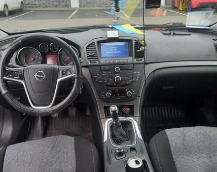 Чорний Опель Інсігнія, об'ємом двигуна 2 л та пробігом 189 тис. км за 7535 $, фото 3 на Automoto.ua