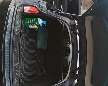 Черный Опель Инсигния, объемом двигателя 1.96 л и пробегом 298 тыс. км за 10000 $, фото 4 на Automoto.ua