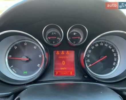 Черный Опель Инсигния, объемом двигателя 1.96 л и пробегом 232 тыс. км за 8000 $, фото 12 на Automoto.ua