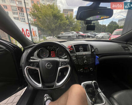 Черный Опель Инсигния, объемом двигателя 1.96 л и пробегом 300 тыс. км за 10400 $, фото 33 на Automoto.ua