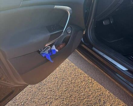 Черный Опель Инсигния, объемом двигателя 1.96 л и пробегом 226 тыс. км за 2900 $, фото 13 на Automoto.ua